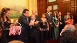 Otorgan reconocimiento a Oswaldo Moran, Presidente de la Universidad María Auxiliadora, en ceremonia llevada a cabo en el Congreso de la República