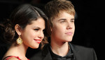 Justin Bieber y Selena Gomez juntos en París