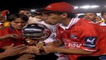 Juvenal Silva devolvió trofeos a Cienciano