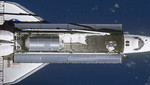 Atlantis descarga provisiones en la Estación Espacial Internacional