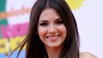 Victoria Justice luce sexy en la portada de la revista Interview