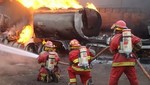 Depósito de pinturas se incendia en Huachipa