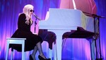 Lady Gaga, Bono y Usher juntos en concierto