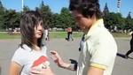 Conoce al joven ruso que le tocó los senos a mil mujeres (video)