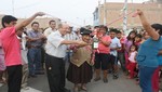 Inauguración de pistas de las calles internas del AA.HH. Las Dunas