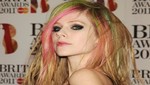 Avril Lavigne es más feliz cocinando que cantando