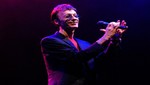 Robin Gibb sale del coma luego que su familia cantara para él