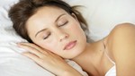 Dormir mucho mantiene delgado el cuerpo, según estudio