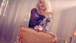 Fans de Shakira se burlan por error en la edición de su video 'Addicted to you'