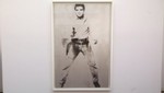 Retrato de 'Elvis' de Warhol se vende por $ 37M en una subasta