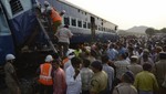 Choque de trenes en India deja 25 muertos