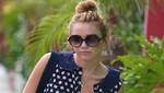 [FOTOS] Miley Cyrus derrocha sensualidad con traje de lunares