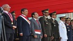 Presidente Ollanta Humala lideró ceremonia por el Día de la Bandera