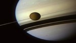 Titán la luna de Saturno podría albergar un océano