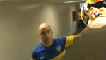 [VIDEO] Santiago Silva le quitó la cámara a periodista por grabarlo luego de perder con Corinthians