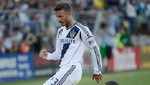 [VIDEO] David Beckham agredió de un pelotazo a un rival por hacer tiempo