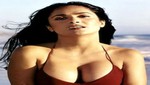 Salma Hayek redujo sus senos