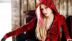 Avril Lavigne alista el video 'Wish you were here'