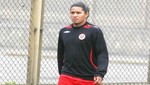 Santiago Acasiete no llegó a un acuerdo con el Numancia y jugará por Universitario