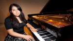 Madera de estrella: Joven pianista peruana Priscila Navarro triunfa en el extranjero
