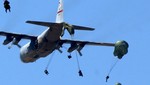 Militar brasileño muere durante práctica de paracaidismo en Pisco