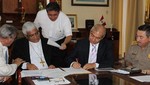 Trujillo: Ministro del interior firmó Compromiso por la vida y por la Paz