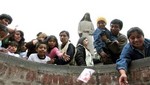 Cientos de devotos se congregan en convento de Santa Rosa de Lima [VIDEO]