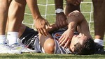 Jugador del Valencia sufrió fractura del brazo jugando 'fútbol tenis' [VIDEO]