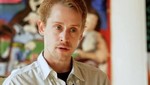 Un Macaulay Culkin más repuesto opta por el arte [VIDEO]