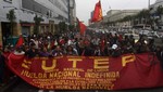 Lima: protesta del Sutep generó congestión vehicular cerca de Plaza de Armas [VIDEO]