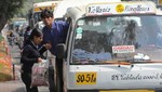 Una combi a atropella a un ciudadano y se da a la fuga [VIDEO]