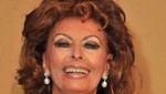 Sophia Loren se dejó ver en topless a los 76 años