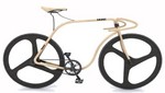 Thonet muestra una bicicleta hecha de madera doblada [FOTOS]