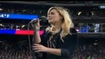 Demi Lovato canta himno nacional de EU en el juego de la Serie Mundial [VIDEO]