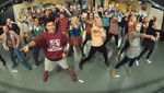 Actores de 'The Big Bang Theory' sorprenden a fanáticos con flashmob [VIDEO]
