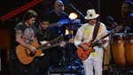 Carlos Santana y Juanes cautivaron los Latin Grammy 2012 [VIDEO]