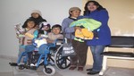 [Huancavelica] Primera Dama apoya a niño con discapacidad