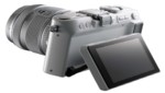 Póngase en acción con la nueva cámara PEN E-Pl3 de Olympus, que se destaca por su LCD giratorio y su nuevo visor electrónico VF-3