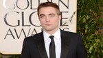 Robert Pattinson asistió solo a los Globos de Oro 2013 [FOTOS]