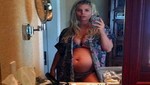 Jessica Simpson muestra su pancita