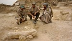 Arqueólogos hallan el ataúd de un niño de hace 3.550 en la a ciudad de Luxor