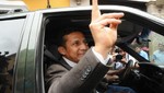 Ollanta Humala: auto que lo trasportaba se pasó la luz roja [VIDEO]