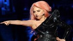 Lady Gaga es acusada de forzar a su ex asistente personal a dormir con ella