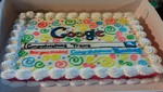 Google regala torta a empleado que se fue a trabajar a Bing