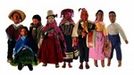 Muñecas del Museo Nacional de la Cultura Peruana se exponen en el Ministerio de Cultura
