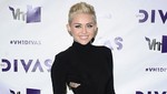 Miley Cyrus cambia nuevamente de look [FOTOS]