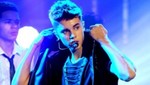 Justin Bieber se desploma en el escenario durante concierto [VIDEO]