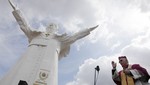 Inauguran estatua de Juan Pablo II en Polonia