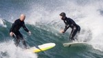 Guitarrista de Pearl Jam surfeó en Lima