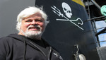 Luego de 15 meses de exilio en alta mar regresó a los Estados Unidos el llamado 'Pirata Ecológico' Paul Watson